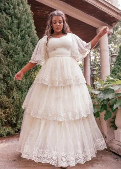 JessaKae Customer Favorites|Best Sellers*Snowflake Dress Cream